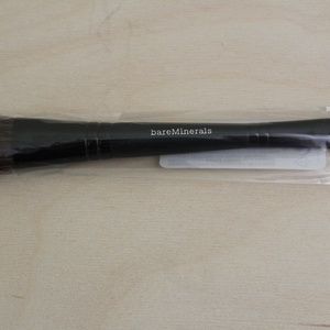 bareMinerals Double-Ended Cheek & Eye Brush